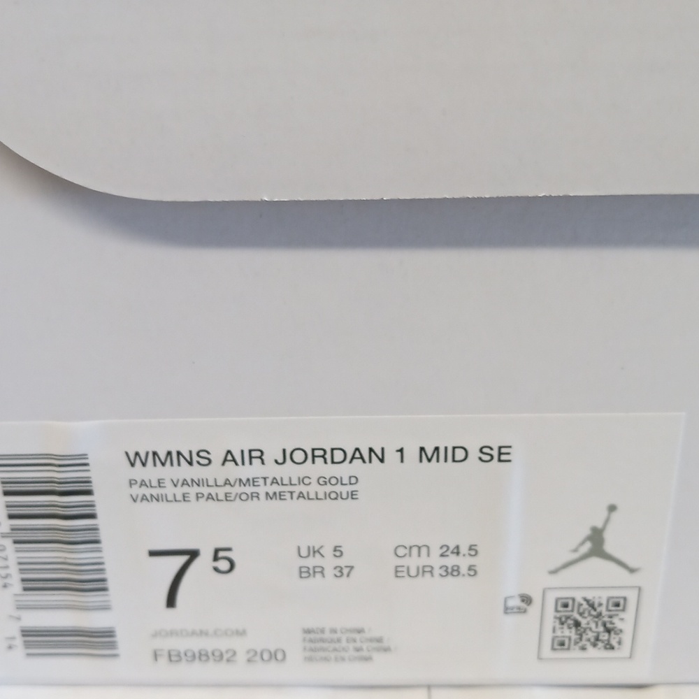 WMNS AIR JORDAN 1 MID SE (7.5W) - Picture 14 of 14